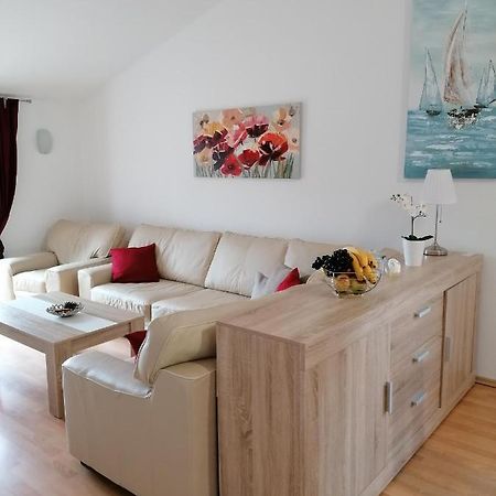 Apartment Pasa メドゥリン エクステリア 写真