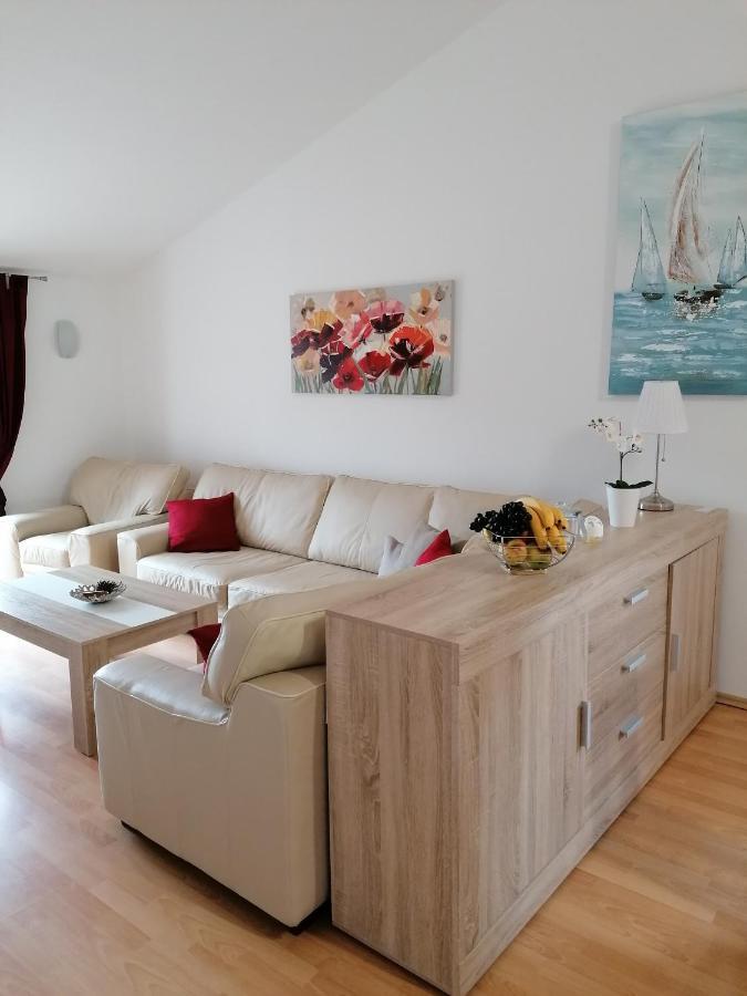 Apartment Pasa メドゥリン エクステリア 写真
