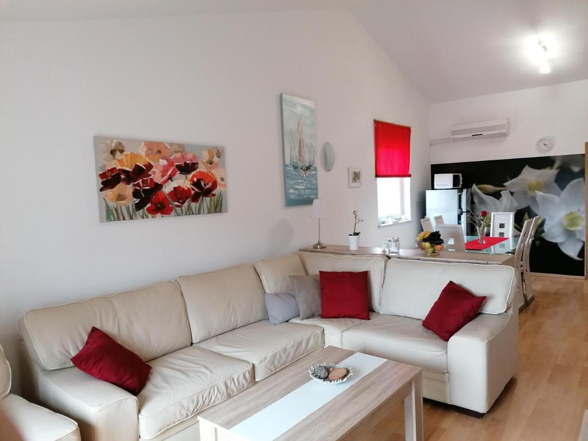 Apartment Pasa メドゥリン エクステリア 写真
